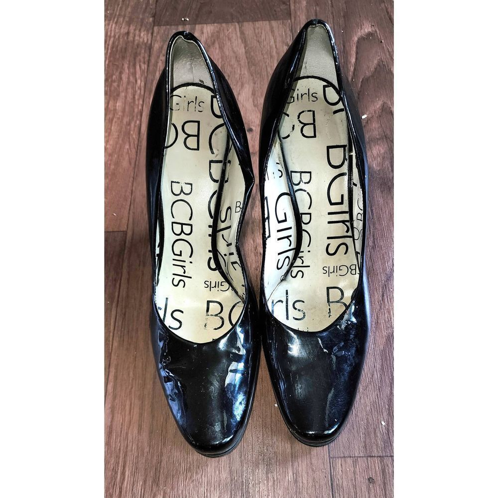 BCBG GIRLS PUMPS 